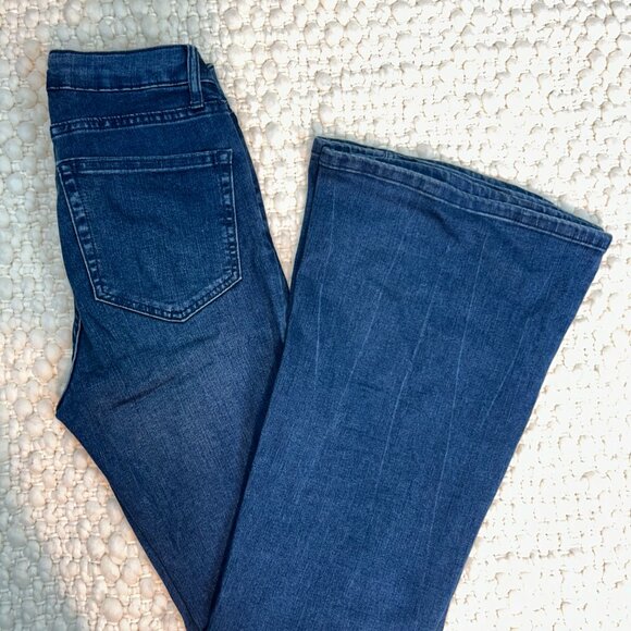 Mid rise flare jeans - Picture 1 of 3